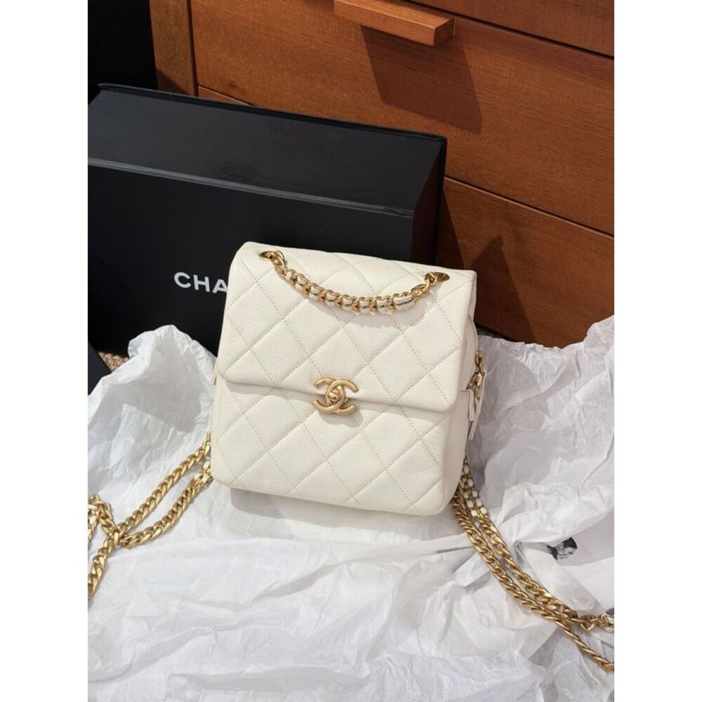 Chanel Women Pre-Loved Bag Very Good Condition